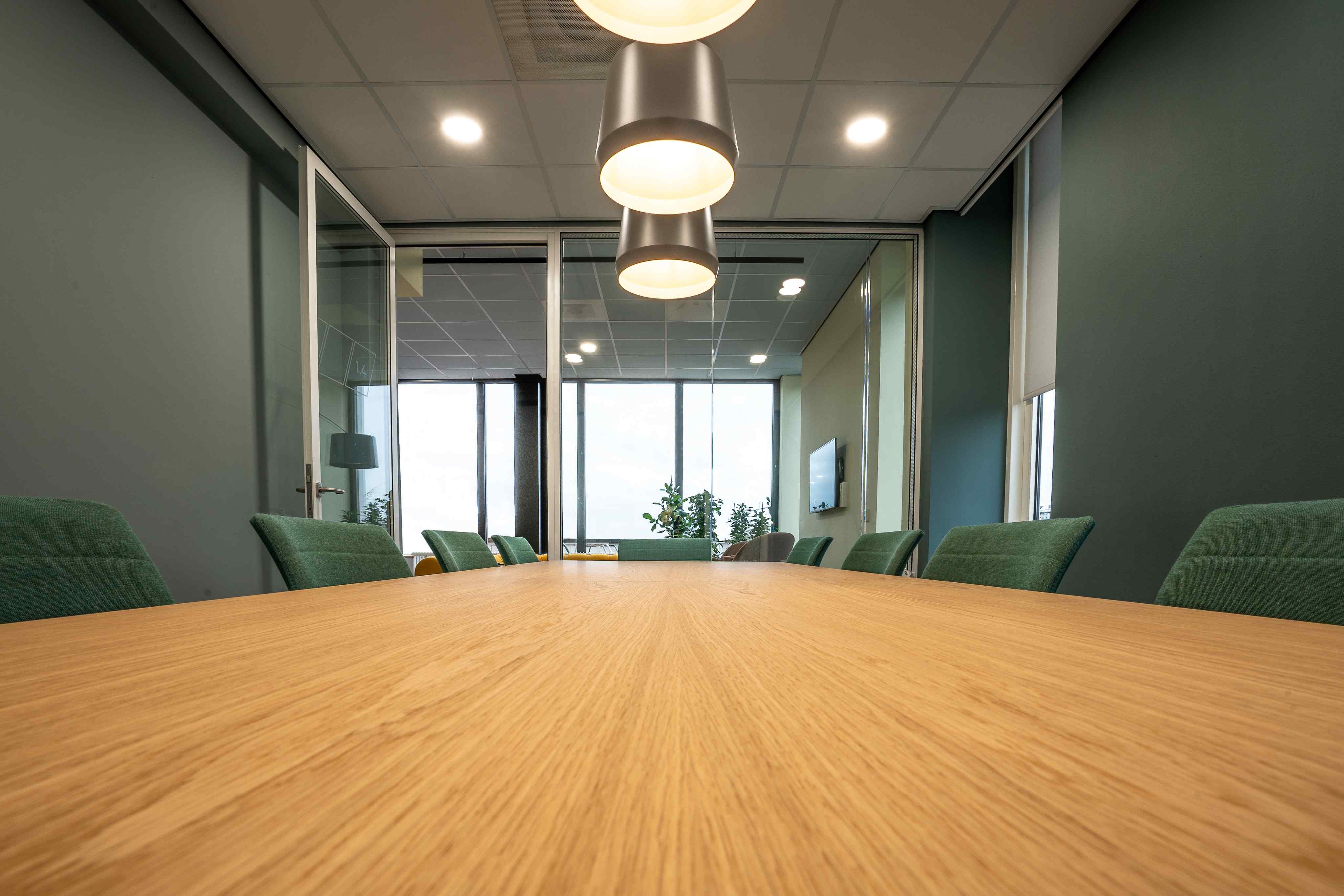 Meeting Tables & Boards